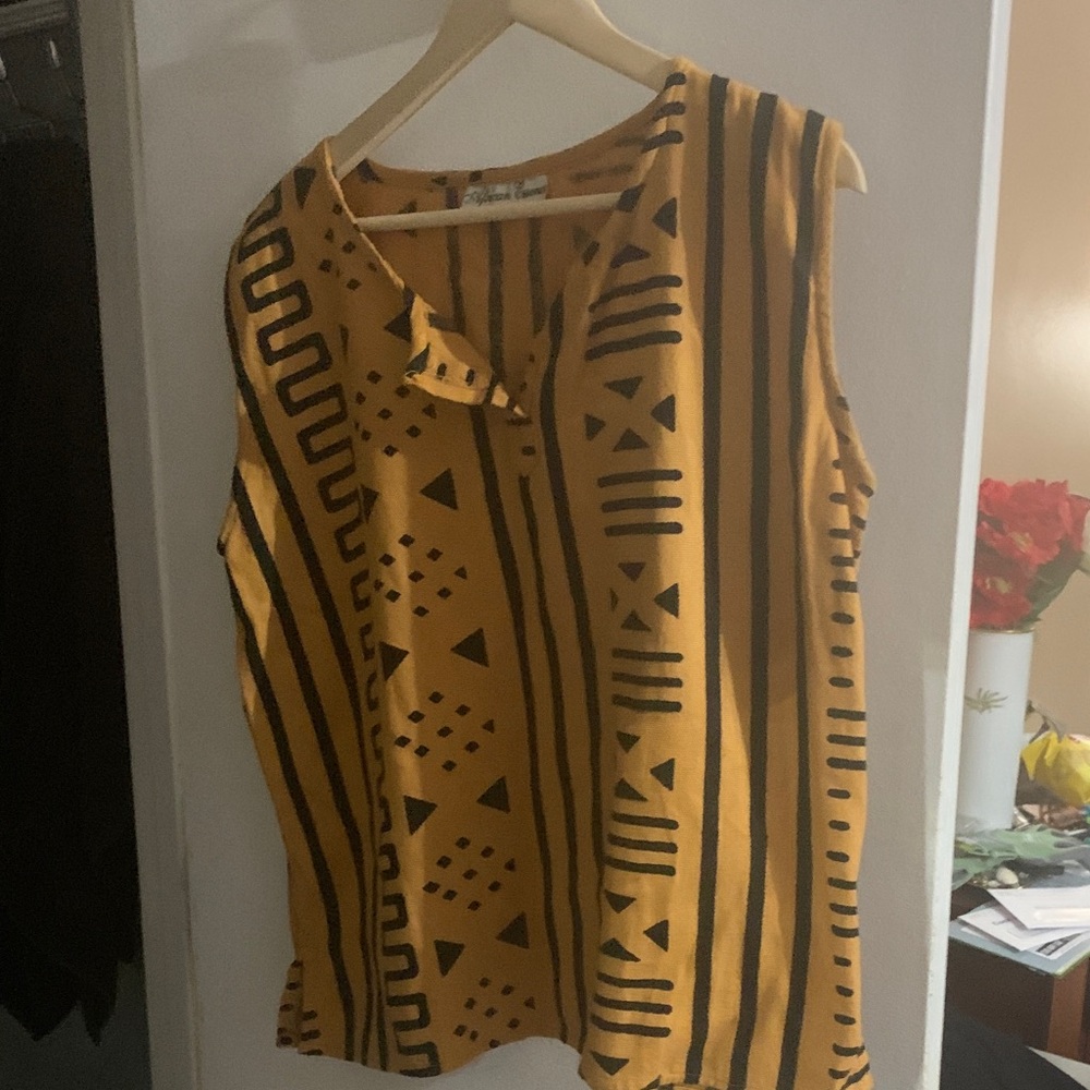 Tribal Print Sleeveless Blouse - Yellow and Black